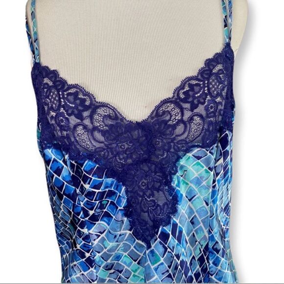 VICTORIA'S Secret Vintage Chemise Heart Label Blue Slip Sz M - Picture 4 of 11